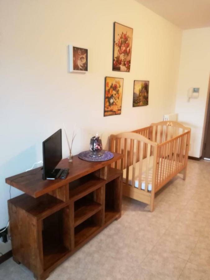 Cadelvolto Carrista7 Leo Appartement Negrar Buitenkant foto