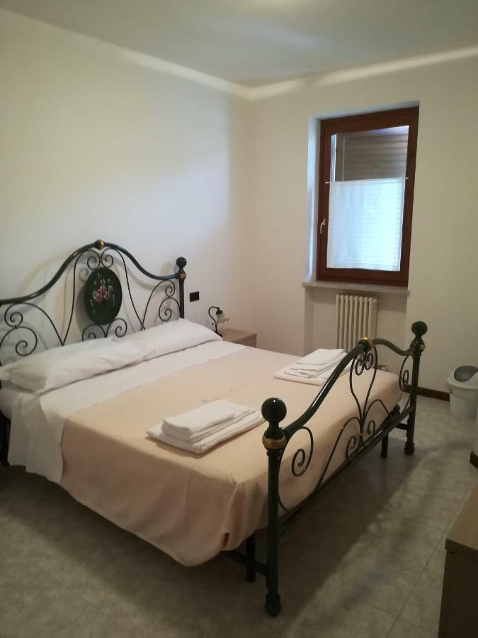 Cadelvolto Carrista7 Leo Appartement Negrar Buitenkant foto